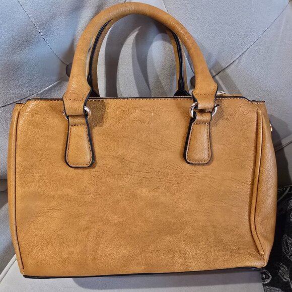 Bag - Picture 1 of 2